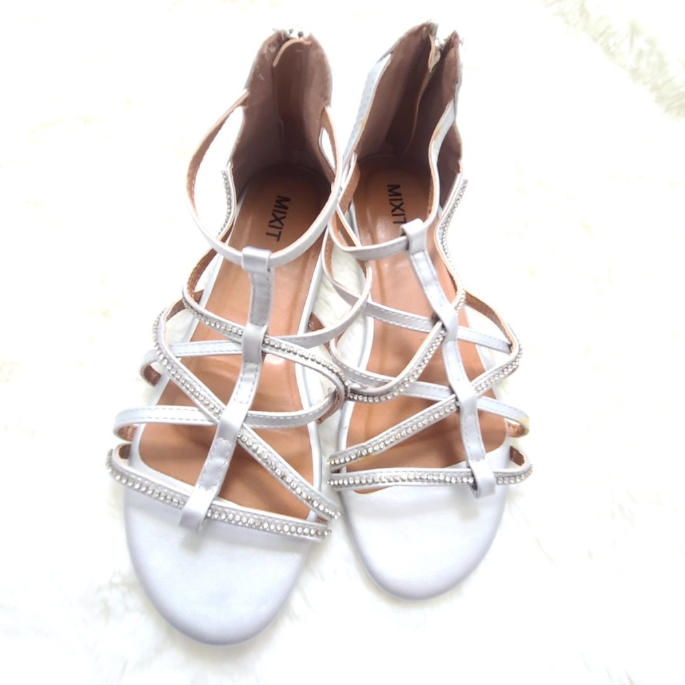 Mix It size 9 strappy sandals silver with rhinestones, worn once, pics show glue